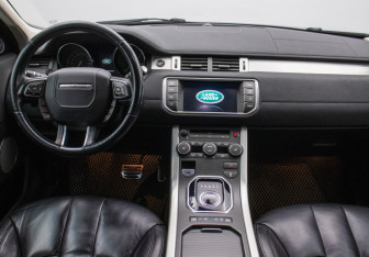 Подержанный автомобиль Land Rover Range Rover Evoque 2015 года (13 фото)