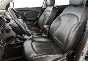 Подержанный автомобиль Hyundai ix35 2015 года (20 фото)