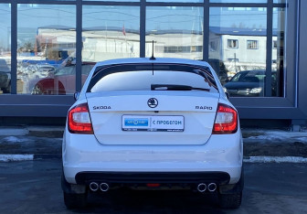 Подержанный автомобиль Skoda Rapid Liftback 2019 года (6 фото)