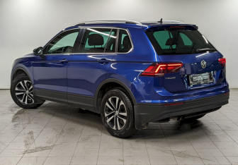 Подержанный автомобиль Volkswagen Tiguan 2019 года (7 фото)