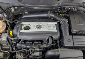 Подержанный автомобиль Volkswagen Passat Wagon 2013 года (9 фото)