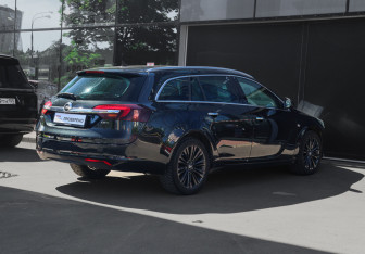 Подержанный автомобиль Opel Insignia Wagon 2014 года (4 фото)