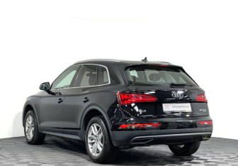 Подержанный автомобиль Audi Q5 2018 года (7 фото)