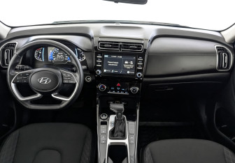 Подержанный автомобиль Hyundai Creta 2021 года (14 фото)
