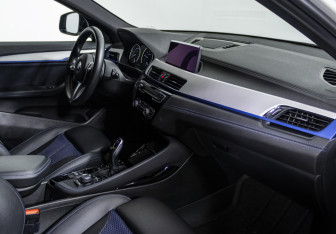 Подержанный автомобиль BMW X2 2019 года (9 фото)