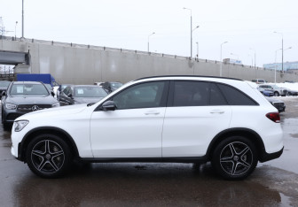 Подержанный автомобиль Mercedes-Benz GLC Coupe 2019 года (8 фото)