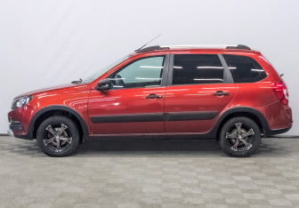 Подержанный автомобиль LADA (ВАЗ) Granta Wagon 2019 года (8 фото)