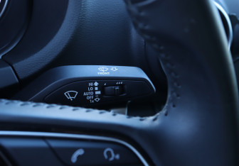 Подержанный автомобиль Audi A3 Sedan 2019 года (20 фото)