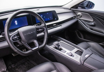 Подержанный автомобиль Chery Arrizo 8 2024 года (9 фото)