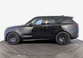 Подержанный автомобиль Land Rover Range Rover Sport 2024 года (8 фото)