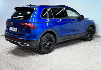 Подержанный автомобиль Volkswagen Tiguan 2021 года (5 фото)