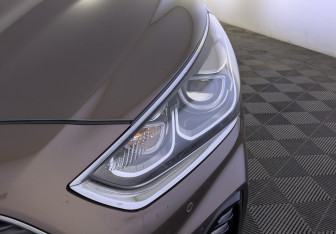 Подержанный автомобиль Hyundai Sonata 2018 года (11 фото)