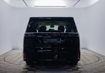 Подержанный автомобиль Voyah Dream 2024 года (5 фото)