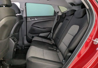 Подержанный автомобиль Hyundai Tucson 2019 года (10 фото)