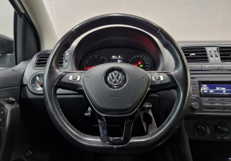 Подержанный автомобиль Volkswagen Polo Sedan 2019 года (14 фото)