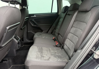 Подержанный автомобиль Volkswagen Tiguan 2019 года (11 фото)