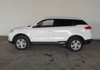 Подержанный автомобиль Geely Atlas 2018 года (7 фото)