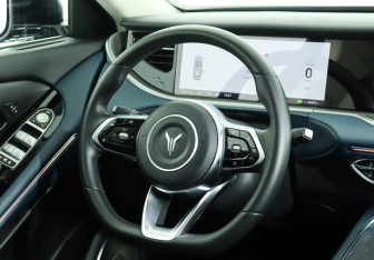 Подержанный автомобиль Voyah Free 2023 года (15 фото)