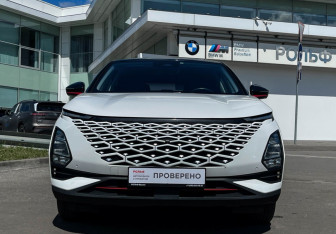Подержанный автомобиль Omoda C5 2023 года (2 фото)