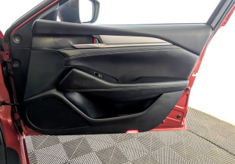 Подержанный автомобиль Mazda 6 Sedan 2020 года (25 фото)