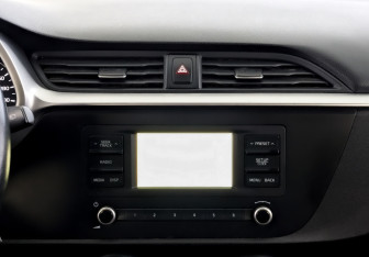 Подержанный автомобиль Kia Rio Hatchback 2021 года (15 фото)