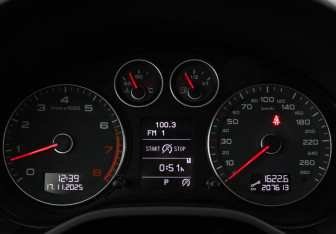 Подержанный автомобиль Audi A3 Hatchback 2011 года (11 фото)