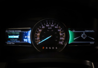 Подержанный автомобиль Ford Explorer 2019 года (16 фото)
