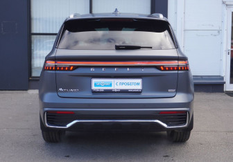 Подержанный автомобиль Geely Monjaro 2024 года (6 фото)