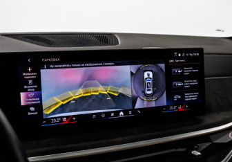 Подержанный автомобиль BMW X7 2024 года (14 фото)