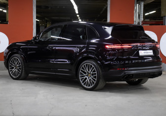 Подержанный автомобиль Porsche Cayenne 2018 года (7 фото)