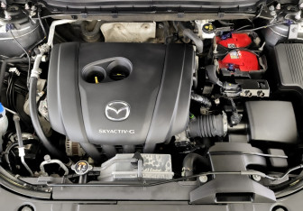 Подержанный автомобиль Mazda CX-5 2020 года (9 фото)