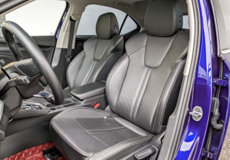 Подержанный автомобиль Skoda Octavia Liftback 2021 года (20 фото)