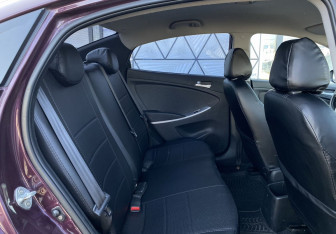 Подержанный автомобиль Hyundai Solaris Sedan 2013 года (20 фото)