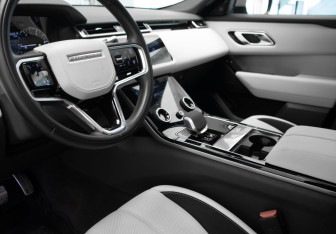 Подержанный автомобиль Land Rover Range Rover Velar 2022 года (7 фото)