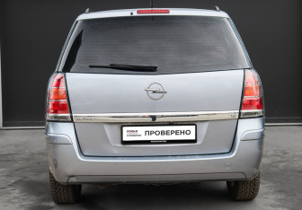 Подержанный автомобиль Opel Zafira Compactvan 2006 года (5 фото)