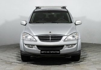 Подержанный автомобиль SsangYong Kyron 2014 года (2 фото)