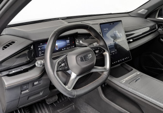 Подержанный автомобиль Geely Preface 2024 года (13 фото)