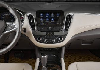 Подержанный автомобиль Chevrolet Malibu Sedan 2020 года (18 фото)
