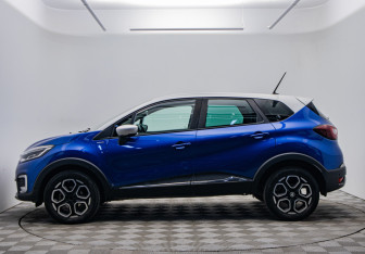 Подержанный автомобиль Renault Kaptur 2020 года (8 фото)