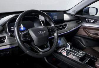 Подержанный автомобиль Chery Tiggo 8 Pro 2021 года (14 фото)