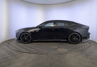 Подержанный автомобиль Changan UNI-V 2023 года (8 фото)