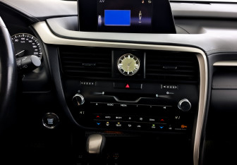 Подержанный автомобиль Lexus RX 2019 года (15 фото)