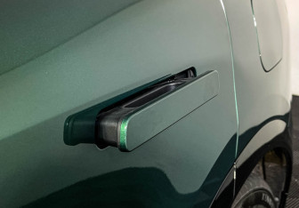 Подержанный автомобиль Voyah Free 2023 года (22 фото)