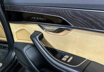 Подержанный автомобиль Audi A8 2018 года (26 фото)