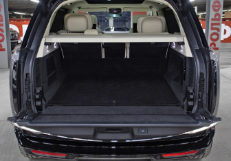 Подержанный автомобиль Land Rover Range Rover 2023 года (9 фото)