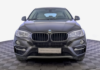 Подержанный автомобиль BMW X6 2015 года (2 фото)