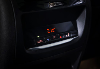 Подержанный автомобиль BMW X3 2018 года (13 фото)