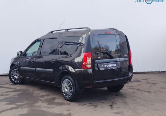 Подержанный автомобиль LADA (ВАЗ) Largus Wagon 2017 года (6 фото)