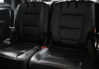 Подержанный автомобиль Ford Explorer 2019 года (13 фото)