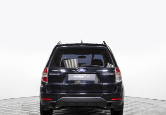 Подержанный автомобиль Subaru Forester Suv 2008 года (6 фото)